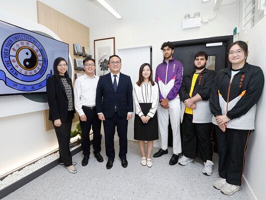 圖片關於教大專家走進校園 新穎手法推國安教育