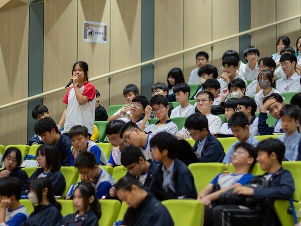 學生於分享環節踴躍提問